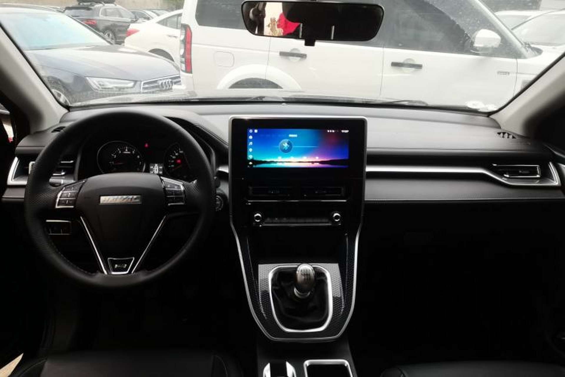 Used Haval M6 2021 PLUS 1.5T Manual Luxury Smart Connectivity Model Center Console