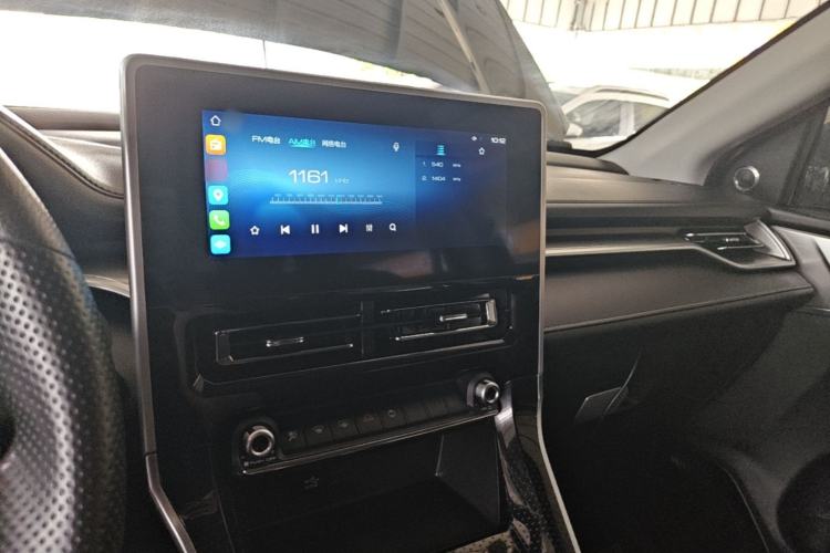 Used Haval M6 2021 PLUS 1.5T DCT Elite Smart Connectivity Model Center Console