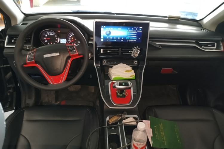 Used Haval M6 2021 PLUS 1.5T DCT Luxury Smart Connectivity Model Center Console