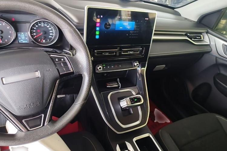 Used Haval M6 2021 PLUS 1.5T DCT Elite Smart Connectivity Model Center Console