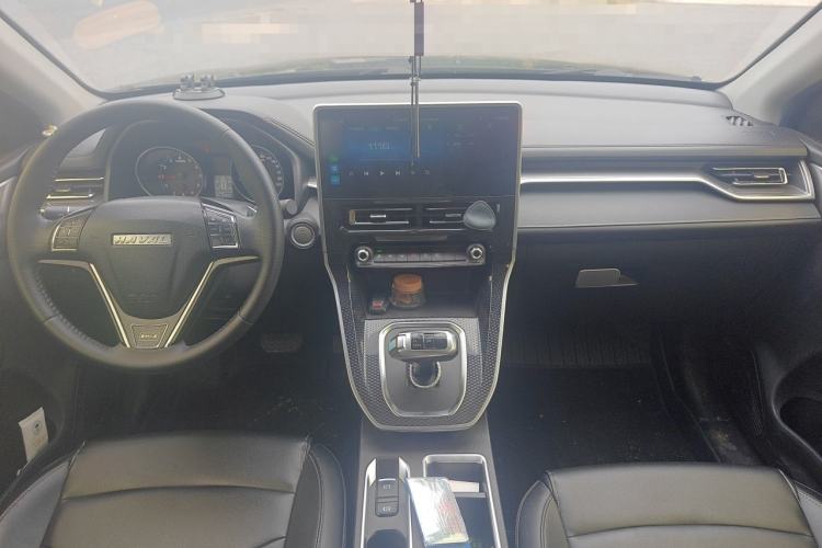 Used Haval M6 2021 PLUS 1.5T DCT Luxury Smart Connectivity Model Center Console