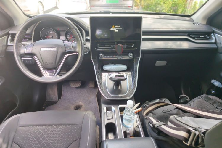 Used Haval M6 2021 PLUS 1.5T DCT Elite Smart Connectivity Model Center Console
