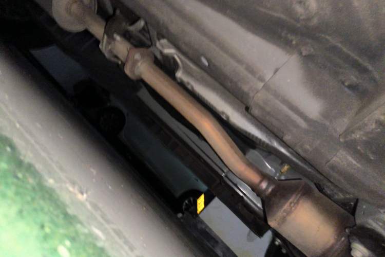 Used Haval M6 2021 PLUS 1.5T Manual Comfort Model Chassis Front Right