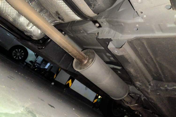 Used Haval M6 2021 PLUS 1.5T Manual Comfort Model Chassis Rear Right