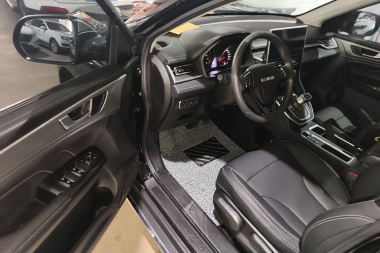 Used Haval M6 2021 PLUS 1.5T DCT Elite Smart Connectivity Model Driver Seat