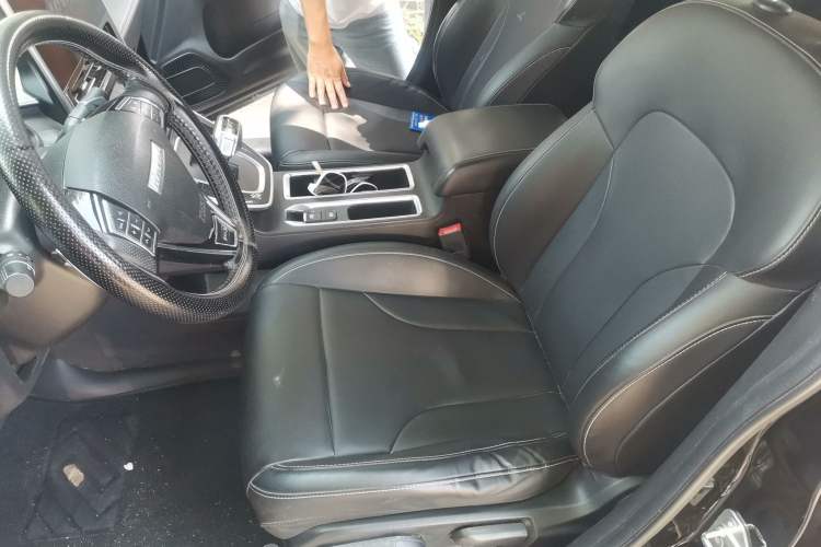Used Haval M6 2021 PLUS 1.5T DCT Luxury Smart Connectivity Model Driver Seat