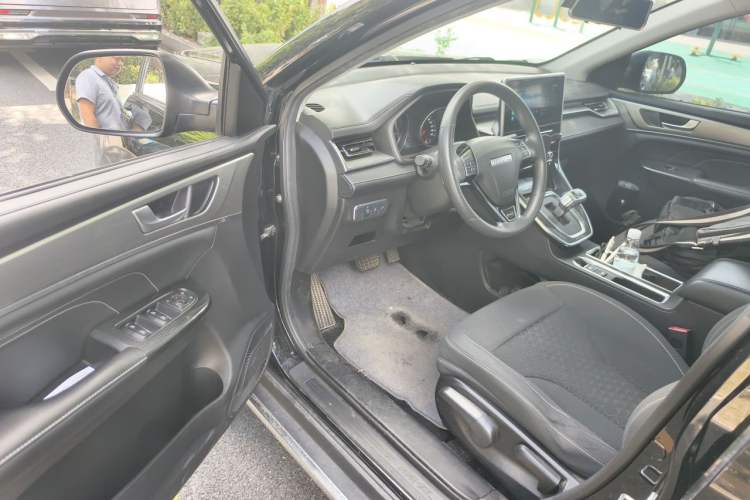 Used Haval M6 2021 PLUS 1.5T DCT Elite Smart Connectivity Model Driver Seat