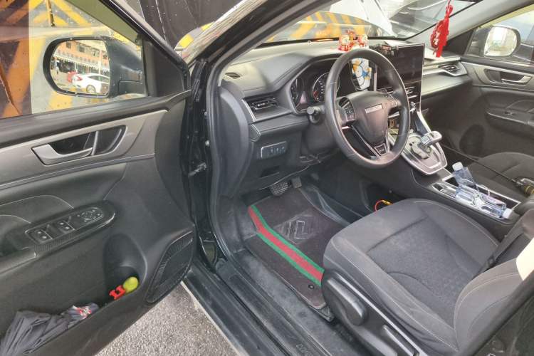Used Haval M6 2021 PLUS 1.5T DCT Elite Smart Connectivity Model Driver Seat