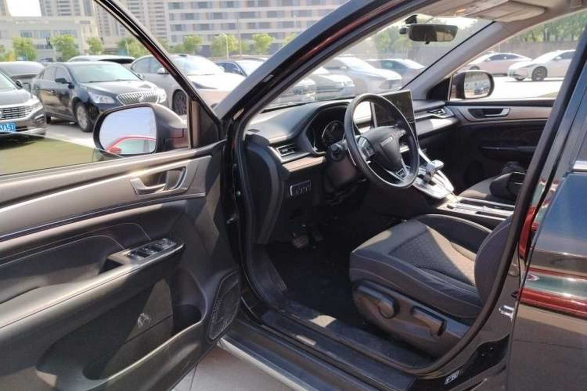 Used Haval M6 2021 PLUS 1.5T DCT Elite Smart Connectivity Model Driver Seat