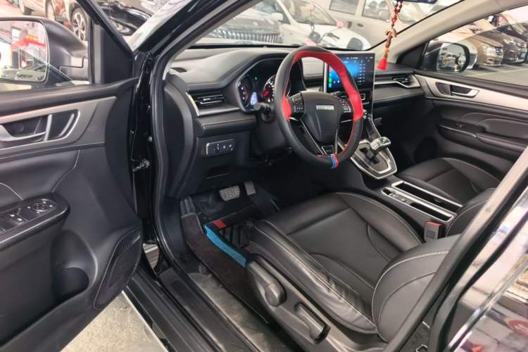 Used Haval M6 2021 PLUS 1.5T DCT Luxury Smart Connectivity Model Driver Seat