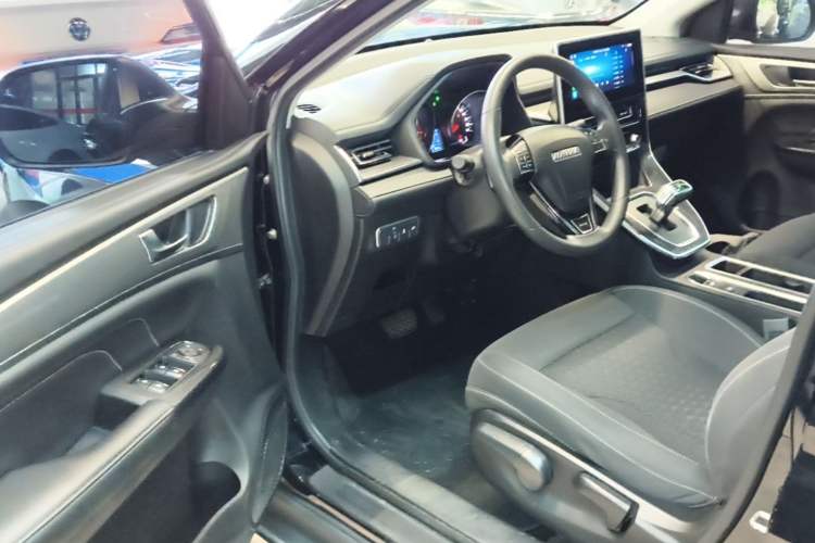 Used Haval M6 2021 PLUS 1.5T DCT Elite Smart Connectivity Model Driver Seat