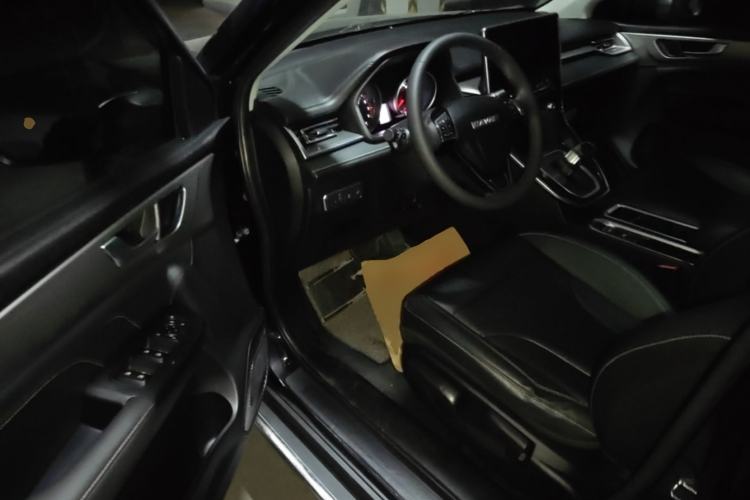 Used Haval M6 2021 PLUS 1.5T DCT Luxury Smart Connectivity Model Driver Seat