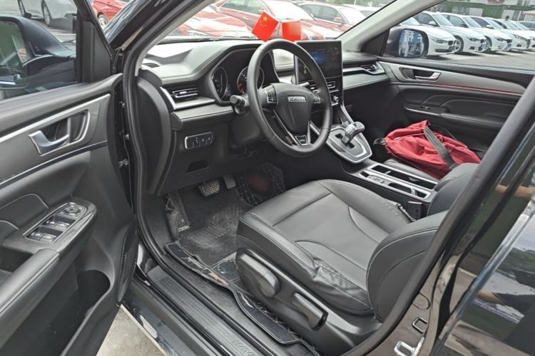 Used Haval M6 2021 PLUS 1.5T DCT Luxury Smart Connectivity Model Driver Seat