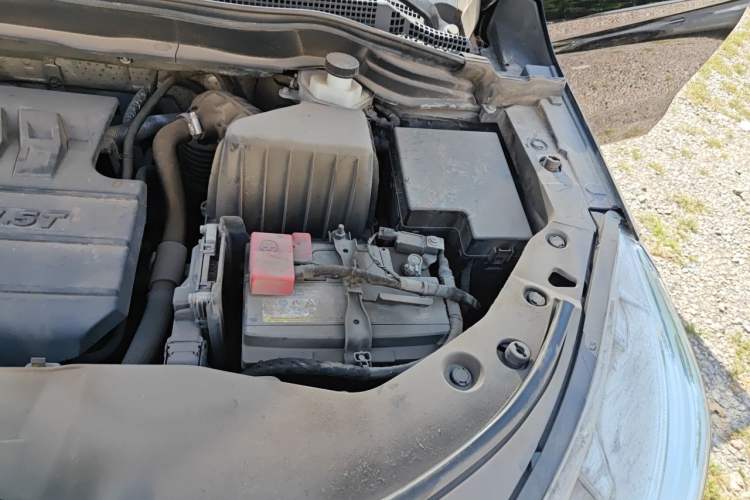 Used Haval M6 2021 PLUS 1.5T Manual Luxury Smart Connectivity Model Engine Bay Left