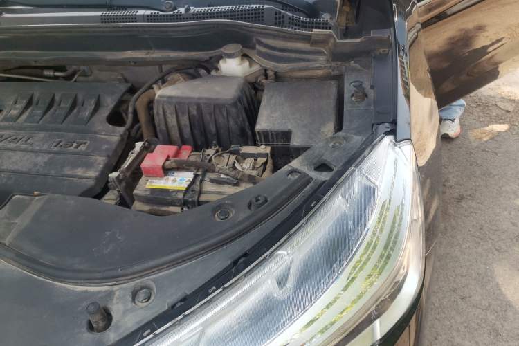 Used Haval M6 2021 PLUS 1.5T DCT Luxury Smart Connectivity Model Engine Bay Left