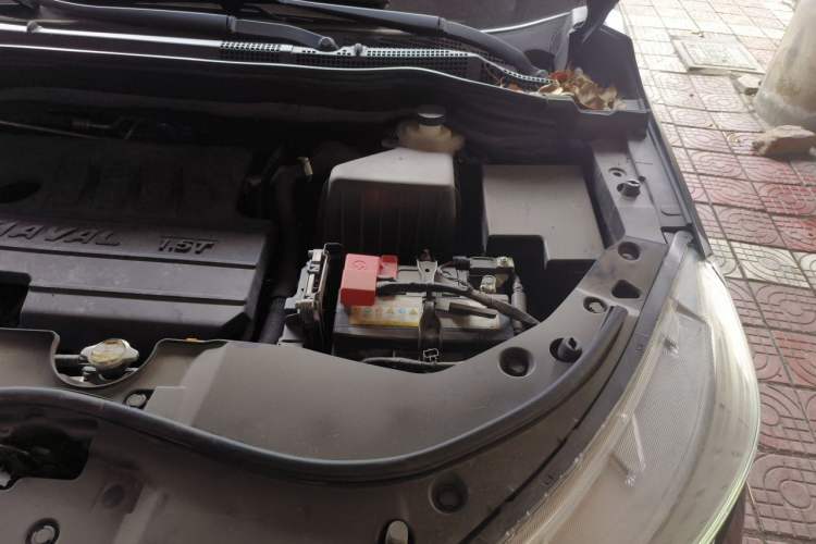 Used Haval M6 2021 PLUS 1.5T DCT Luxury Smart Connectivity Model Engine Bay Left