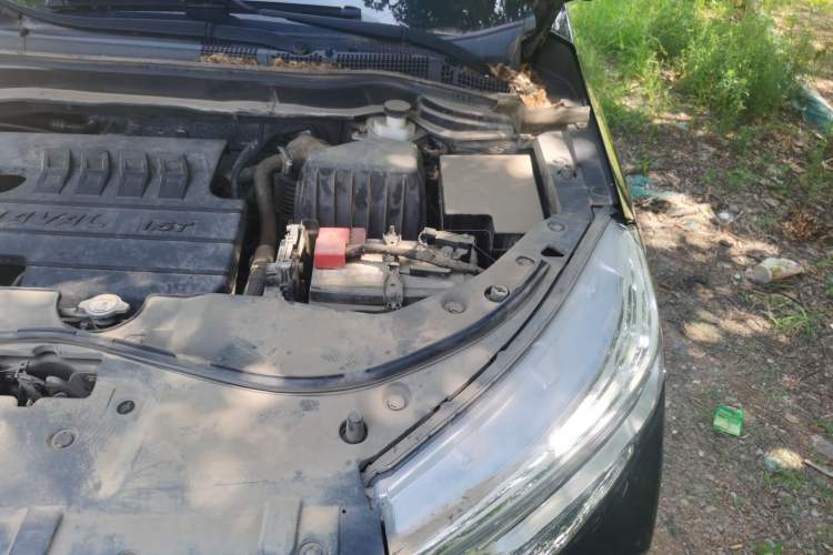 Used Haval M6 2021 PLUS 1.5T DCT Luxury Smart Connectivity Model Engine Bay Left