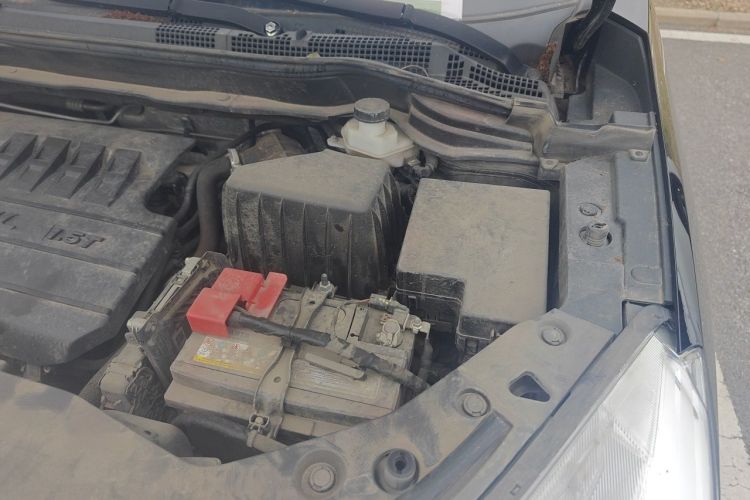 Used Haval M6 2021 PLUS 1.5T DCT Luxury Smart Connectivity Model Engine Bay Left