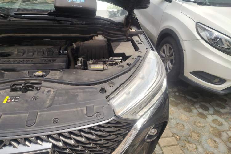 Used Haval M6 2021 PLUS 1.5T DCT Luxury Smart Connectivity Model Engine Bay Left