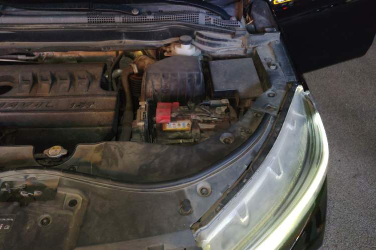 Used Haval M6 2021 PLUS 1.5T Manual Elite Smart Connectivity Model Engine Bay Left