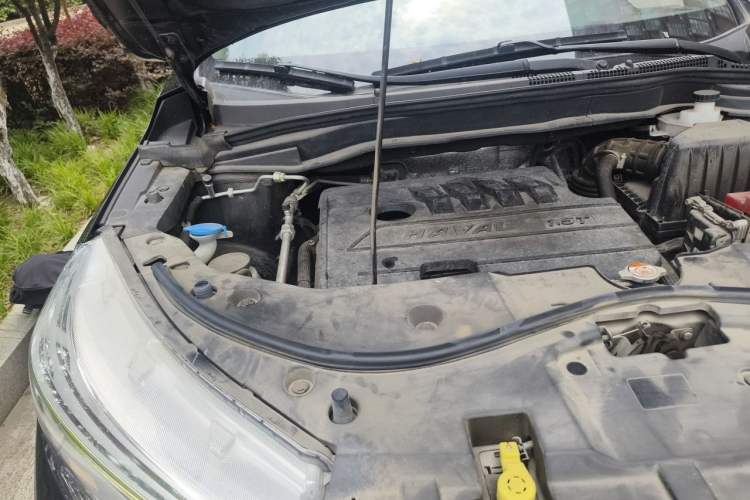 Used Haval M6 2021 PLUS 1.5T Manual Elite Smart Connectivity Model Engine Bay Right