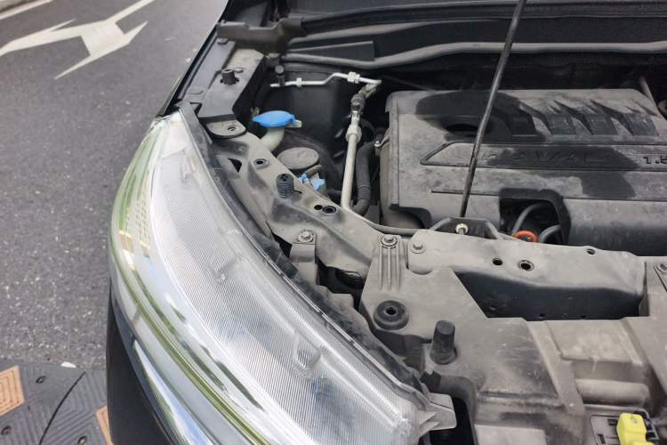 Used Haval M6 2021 PLUS 1.5T DCT Elite Smart Connectivity Model Engine Bay Right