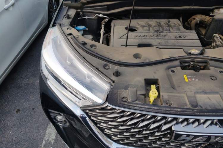 Used Haval M6 2021 PLUS 1.5T Manual Luxury Smart Connectivity Model Engine Bay Right