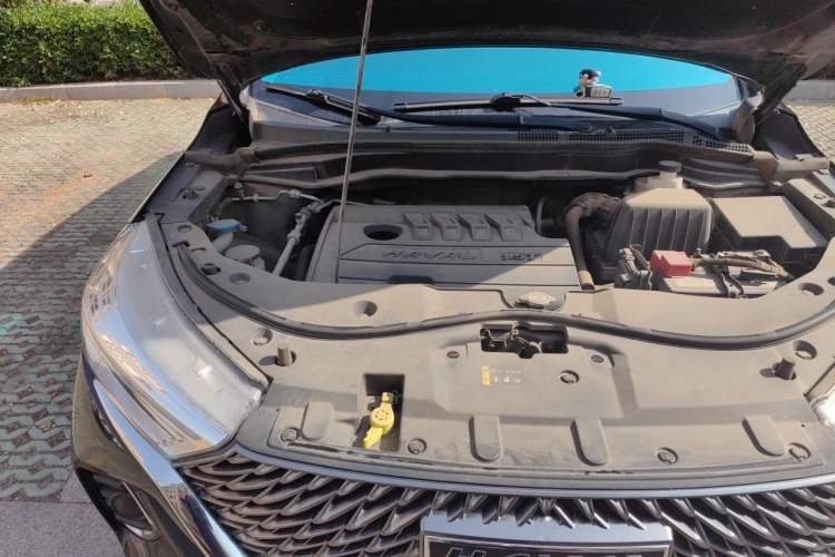 Used Haval M6 2021 PLUS 1.5T Manual Elite Smart Connectivity Model Engine Bay Right