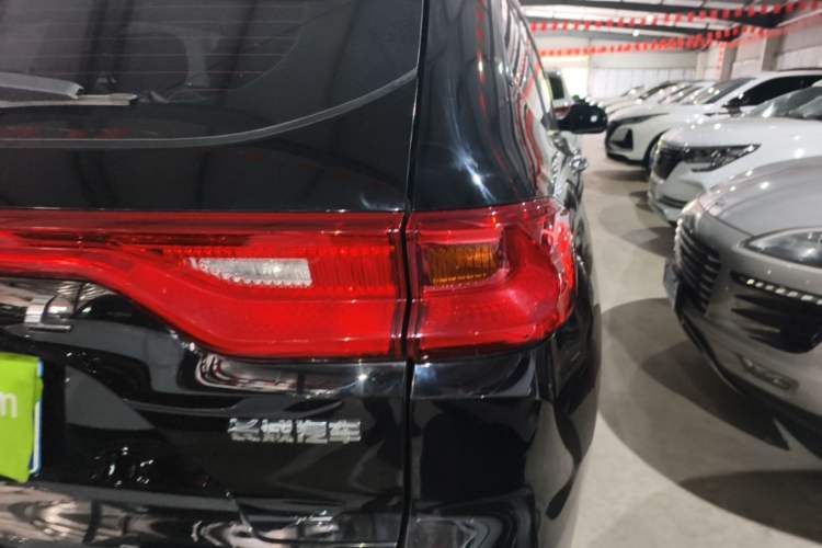 Used Haval M6 2021 PLUS 1.5T DCT Elite Smart Connectivity Model Exterior 3