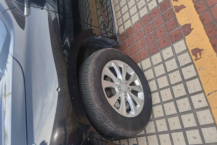 Used Haval M6 2021 PLUS 1.5T DCT Luxury Smart Connectivity Model Exterior 4