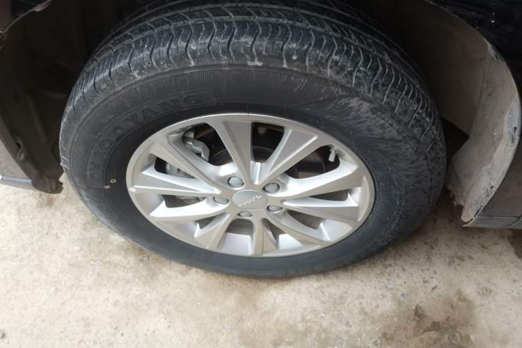 Used Haval M6 2021 PLUS 1.5T Manual Luxury Smart Connectivity Model Exterior 4