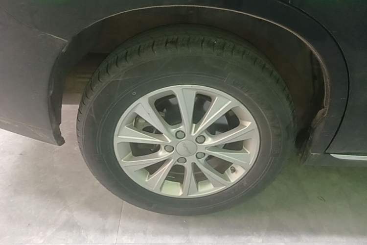 Used Haval M6 2021 PLUS 1.5T DCT Luxury Smart Connectivity Model Exterior 5