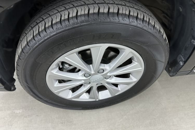 Used Haval M6 2021 PLUS 1.5T DCT Luxury Smart Connectivity Model Exterior 6