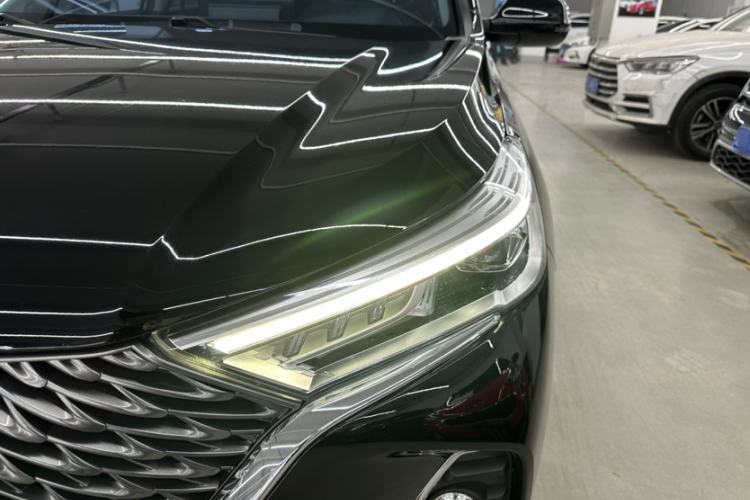 Used Haval M6 2021 PLUS 1.5T DCT Luxury Smart Connectivity Model Exterior 7