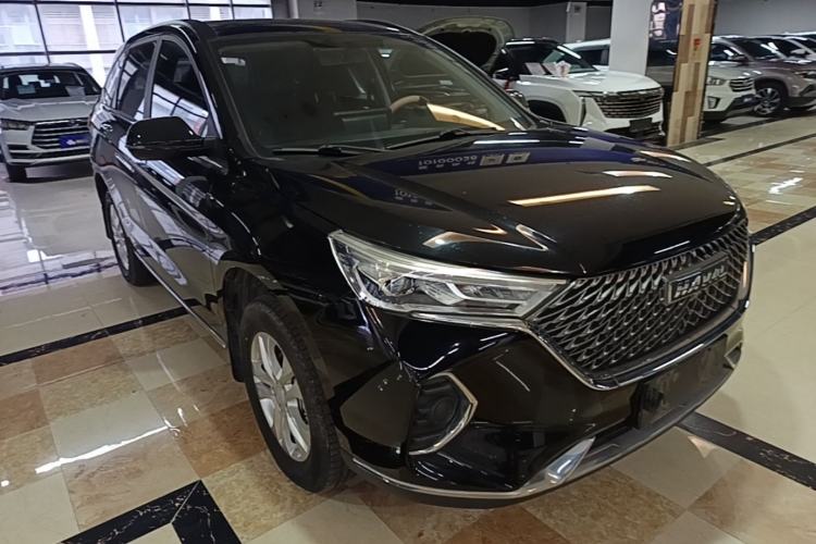 Used Haval M6 2021 PLUS 1.5T Manual Elite Smart Connectivity Model Front Right 45 Deg