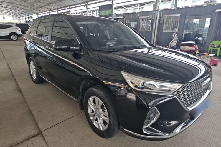 Used Haval M6 2021 PLUS 1.5T DCT Elite Smart Connectivity Model Front Right 45 Deg