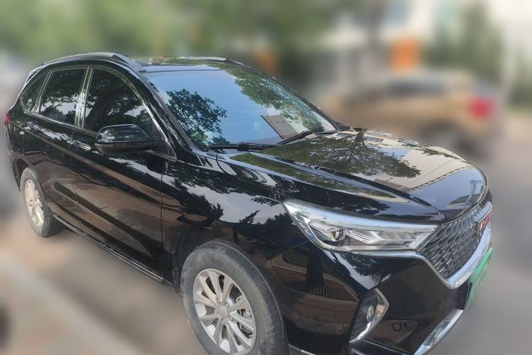Used Haval M6 2021 PLUS 1.5T Manual Luxury Smart Connectivity Model Front Right 45 Deg