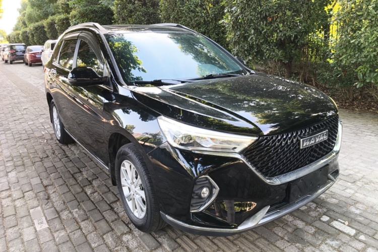 Used Haval M6 2021 PLUS 1.5T DCT Luxury Smart Connectivity Model Front Right 45 Deg