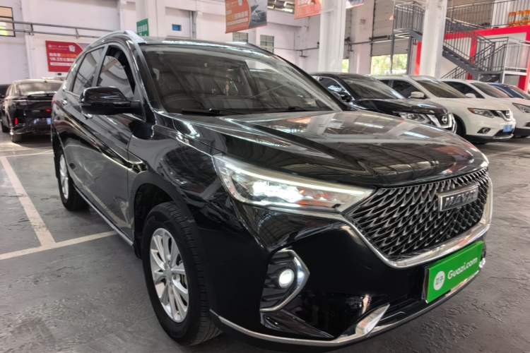 Used Haval M6 2021 PLUS 1.5T DCT Luxury Smart Connectivity Model Front Right 45 Deg