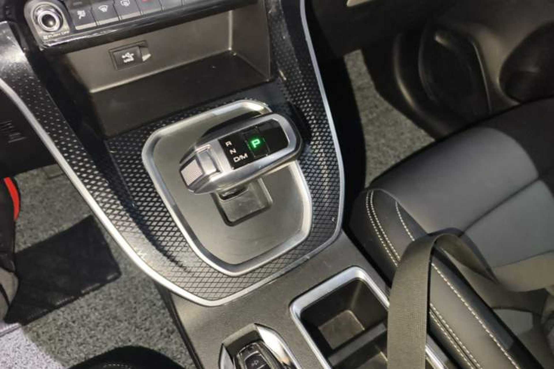Used Haval M6 2021 PLUS 1.5T DCT Elite Smart Connectivity Model Gear Lever