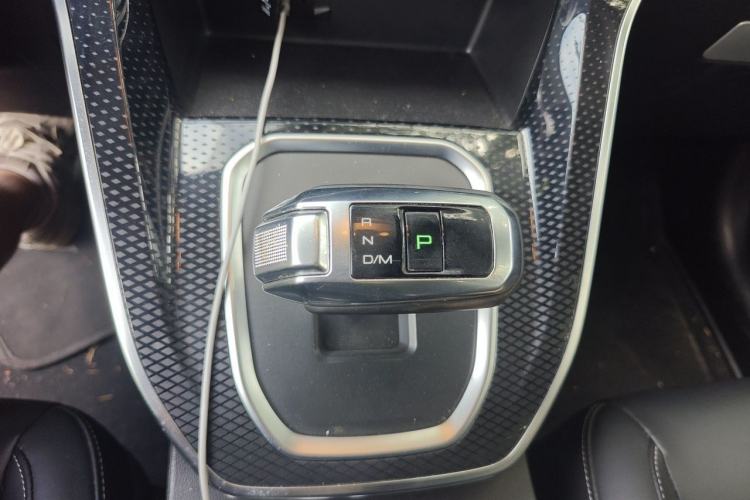 Used Haval M6 2021 PLUS 1.5T DCT Elite Smart Connectivity Model Gear Lever