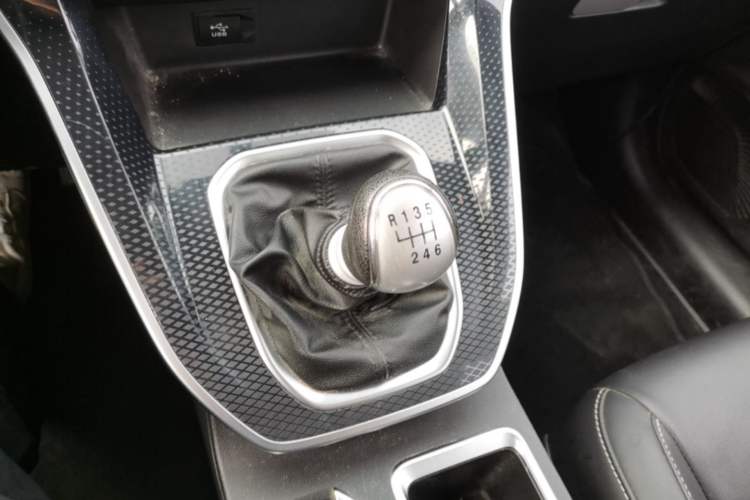 Used Haval M6 2021 PLUS 1.5T Manual Comfort Model Gear Lever