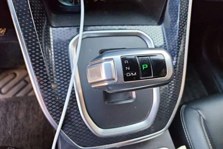 Used Haval M6 2021 PLUS 1.5T DCT Luxury Smart Connectivity Model Gear Lever