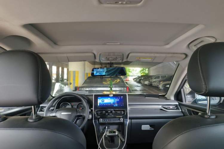 Used Haval M6 2021 PLUS 1.5T DCT Luxury Smart Connectivity Model Headliner