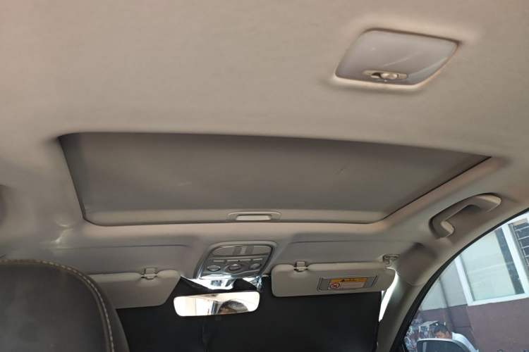 Used Haval M6 2021 PLUS 1.5T DCT Luxury Smart Connectivity Model Headliner