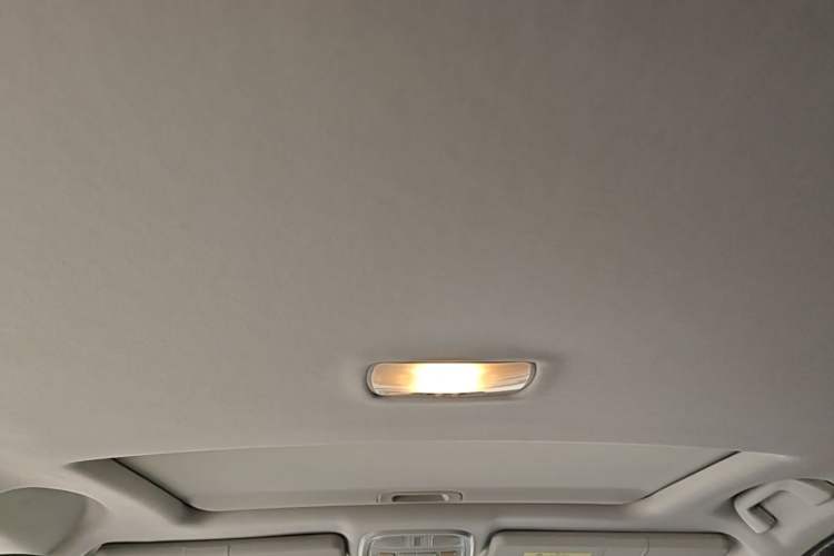 Used Haval M6 2021 PLUS 1.5T DCT Comfort Edition Headliner