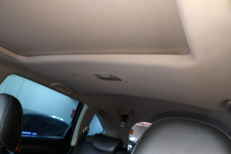 Used Haval M6 2021 PLUS 1.5T DCT Luxury Smart Connectivity Model Headliner