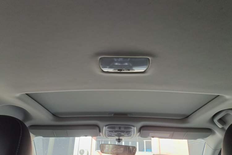 Used Haval M6 2021 PLUS 1.5T DCT Comfort Edition Headliner