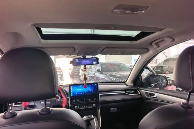 Used Haval M6 2021 PLUS 1.5T DCT Luxury Smart Connectivity Model Headliner