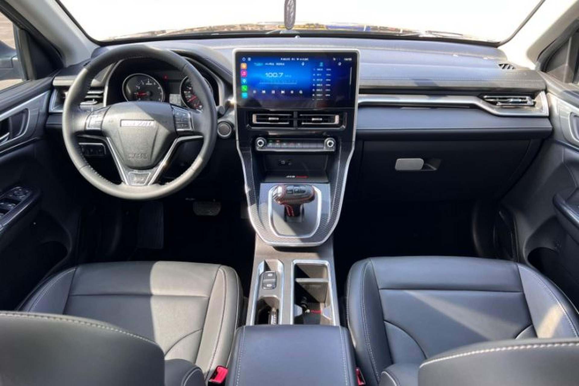 Used Haval M6 2021 PLUS 1.5T DCT Luxury Smart Connectivity Model Interior 1